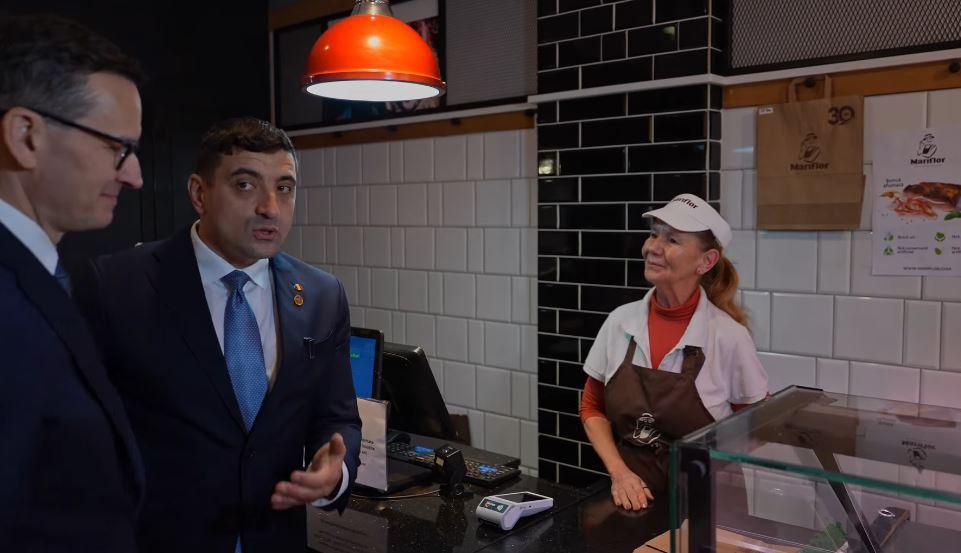 george simion piata marasti 2.JPG