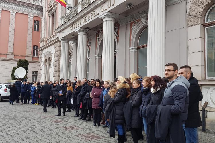 Bădălău (PSD): Magistraţii nu au dreptul să protesteze