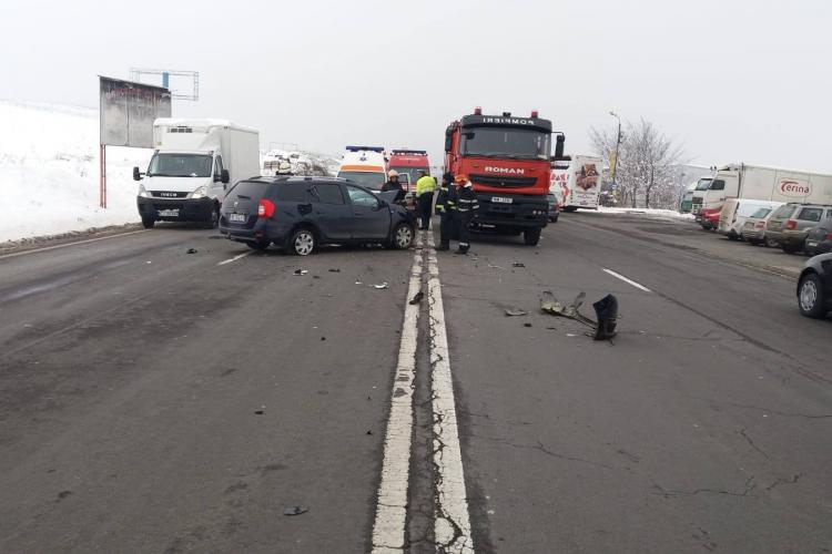 Accident la Turda! Nepăstrarea distanței în trafic face ragavii - FOTO