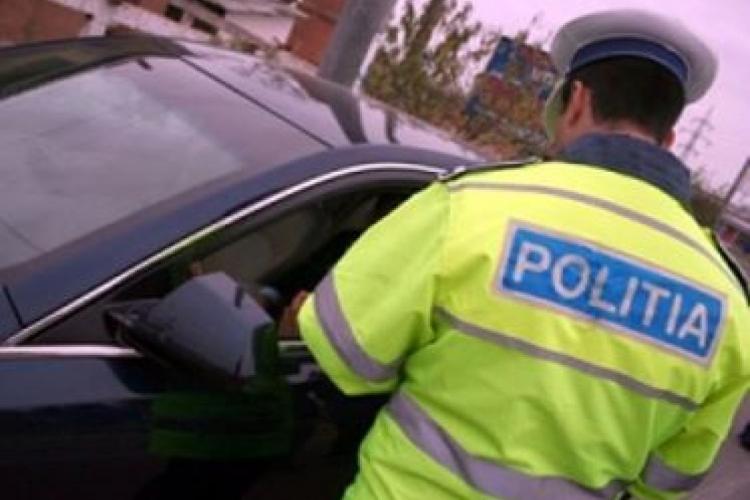 Clujean prins de polițiști după ce a furat o mașină în toiul nopții, pentru a se plimba. Nu avea nici permis