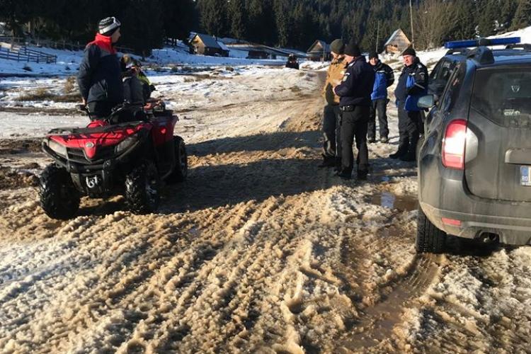 Turiști pe ATV -uri, amendați la Răchițele - Cascada Vălul Miresei. Este interzis accesul motorizat - FOTO