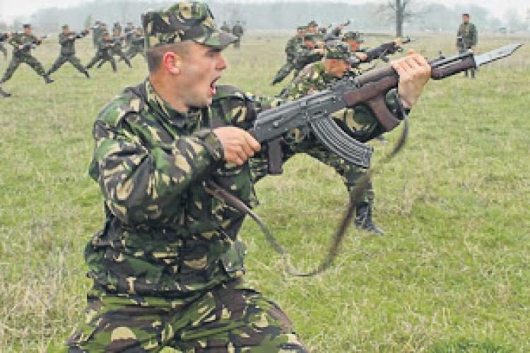 Cluj: Se face recrutare de rezerviști voluntari, care să facă serviciul militar în rezervă