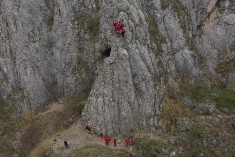 Salvatorii montani din întreaga țară vin în Cheile Turzii pentru un nou stagiu de pregătire