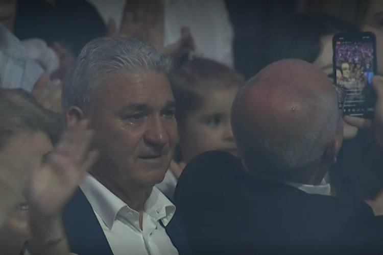 Tatăl Simonei Halep, în lacrimi la Cluj, după ce a văzut primirea făcută fiicei sale de cei 9000 de spectatori FOTO VIDEO