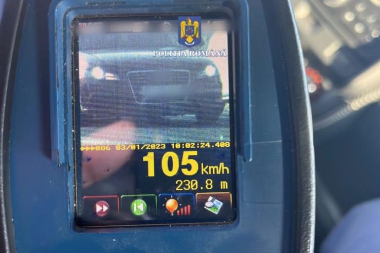 Şeful poliţiei din Cluj, suspectat că şi-ar fi declarat soţia şofer, după ce a fost prins cu 105 kilometri pe oră, în oraş