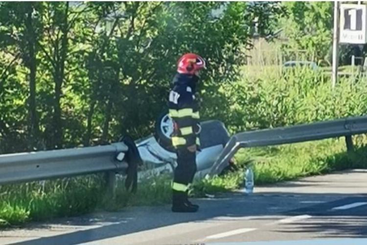 Cluj: Accident la ieșire Dej! Două persoane transportate la spital pentru investigații de specialitate