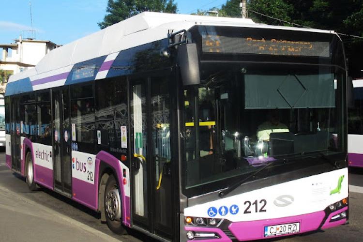 VIDEO. Scene indecente surprinse într-un autobuz din Cluj-Napoca: „Aveți grijă la acest individ”