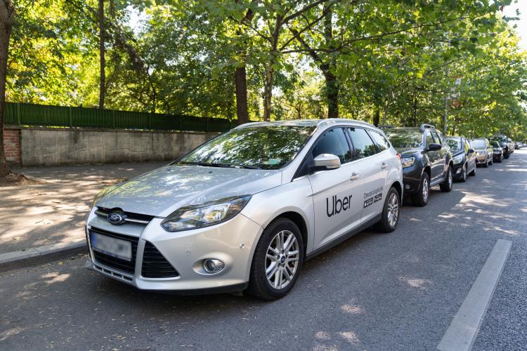 Deplasarea prin Cluj-Napoca devine mai ușoară cu Uber