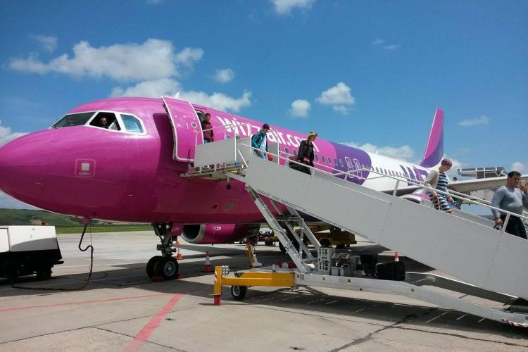 Wizz Air se joacă din nou cu nervii clujenilor. Reprogramează zborurile de Bologna de pe o zi pe alta 