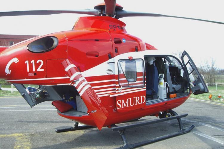 O tânără a fost lovită de o autoutilitară pe trecerea de pietoni, în Baciu! A intervenit elicopterul SMURD 