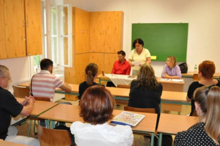 DEFINITIVAT 2024: Peste 400 de candidați înscriși la examenul de definitivare în învățământ la Cluj! 