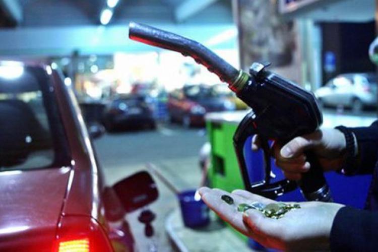 S-a ieftinit ușor motorina! Vezi care sunt prețurile carburanţilor astăzi, 25 iulie 2024