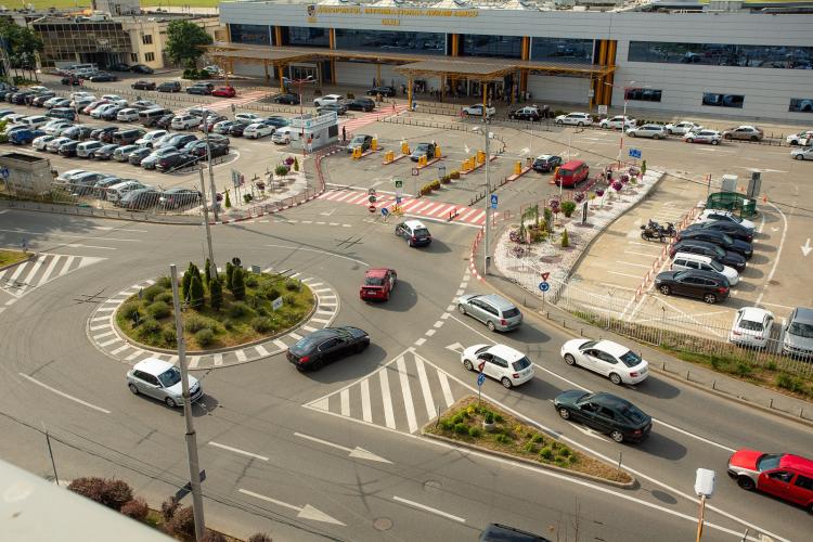 Un cetățean italian, prins beat criță în parcarea Aeroportului „Avram Iancu” Cluj, a scăpat de închisoare pentru că faptele s-au prescris 