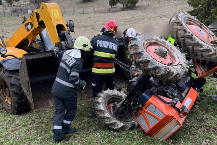 Un tânăr de 30 de ani din Cluj a murit strivit de tractor. Un accident asemănător a avut loc cu doar două săptămâni în urmă