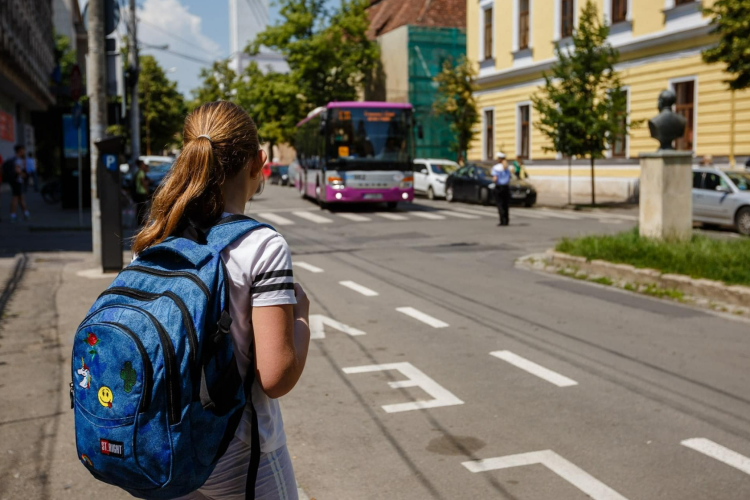 Transport gratuit pentru elevii din Cluj și toate comunele învecinate din zona metropolitană/ Beneficiază și cei de la postliceale