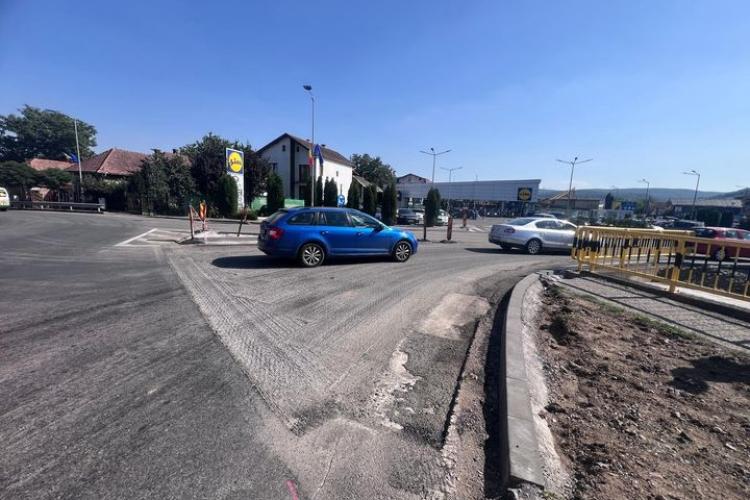 Cluj: Restricții de circulație pe o stradă intens tranzitată din Florești! Traseul unui autobuz se schimbă, iar șoferii trebuie să o ia pe alte rute