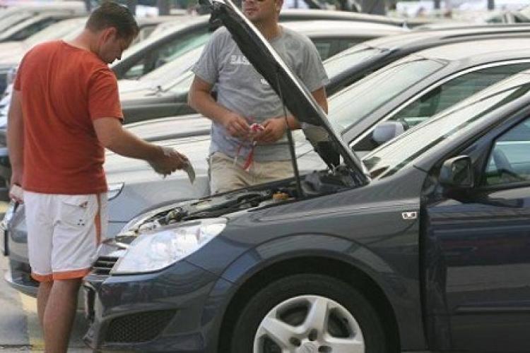 Samsar auto din Cluj, condamnat la închisoare! A „uitat” să plătească o mașină, iar păgubitul l-a pârât că nu are permis de conducere