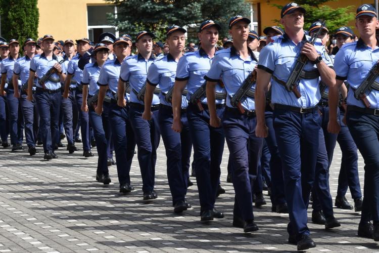 300 de locuri scoase la concurs la Școala de Agenți de Poliție „Septimiu Mureșan” din Cluj. Ce condiții trebuie să îndeplinească candidații