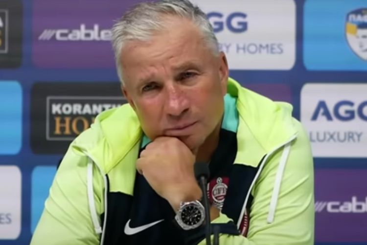 Un fost jucător important de la CFR Cluj a fost la un pas să îl bată pe Dan Petrescu: ,,Am dat cu piciorul în ușă și am țipat: «Petrescule, unde ești?»”