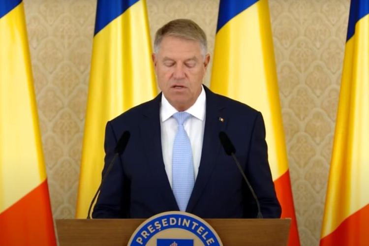 Mai multe școli din Cluj, decorate de președintele Klaus Iohannis, de Ziua Educației: „Să îi preţuim pe cei care deschid minţi şi formează caractere”