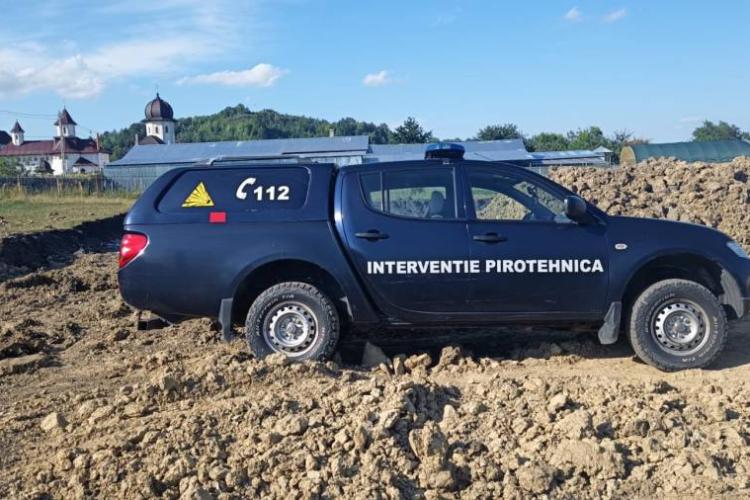 La un pas de tragedie! Un muncitor a găsit o bombă de artilerie în timp ce lucra la rețeaua de canalizare. Autoritățile au intervenit de urgență 