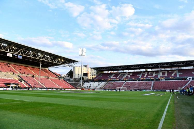  ,,Bubuie muzica în casă cu geamurile închise”- Clujeancă din Gruia, disperată de gălăgia de pe stadionul CFR Cluj! Spune că muzica se aude ore în șir