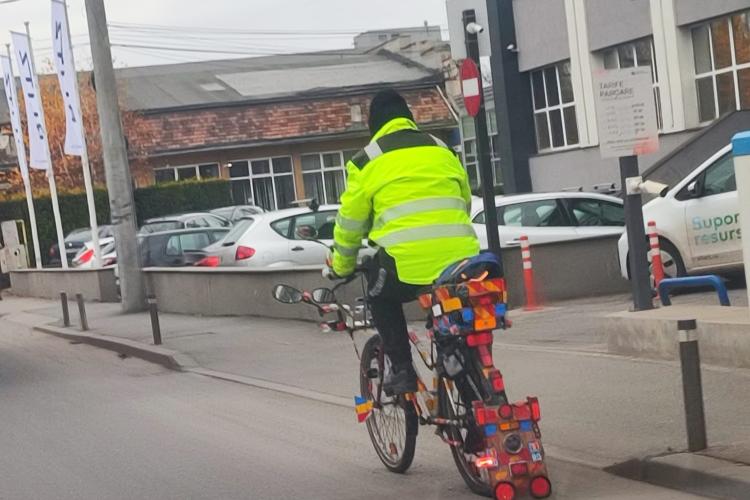 Ziua de vineri 13 a înspăimântat un biciclist clujean. Și-a luat toate măsurile de precauție posibile pentru a scăpa de ghinion