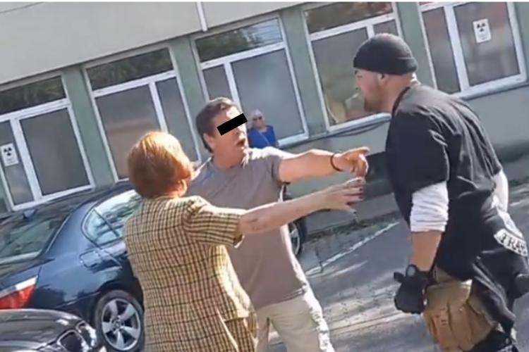 Cluj: Șofer bătut cu sălbăticie de un scuterist recalcitrant, în fața Institutului Oncologic. Ce-l așteaptă pe agresor 