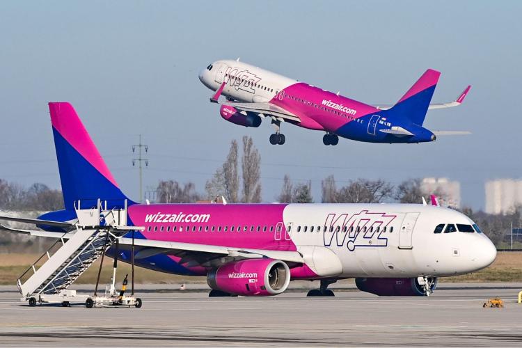 Despăgubiri de peste 30.000 de euro pentru o familie din Oradea, „sechestrată” 5 zile în Spania de Wizz Air: „Voi cere executarea silită”