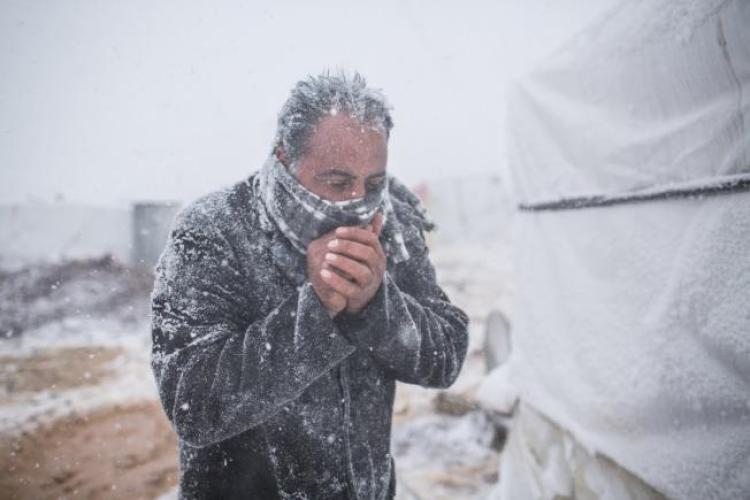 Vremea se va răci semnificativ în toată țara! Meteorologii anunță ger de crapă pietrele