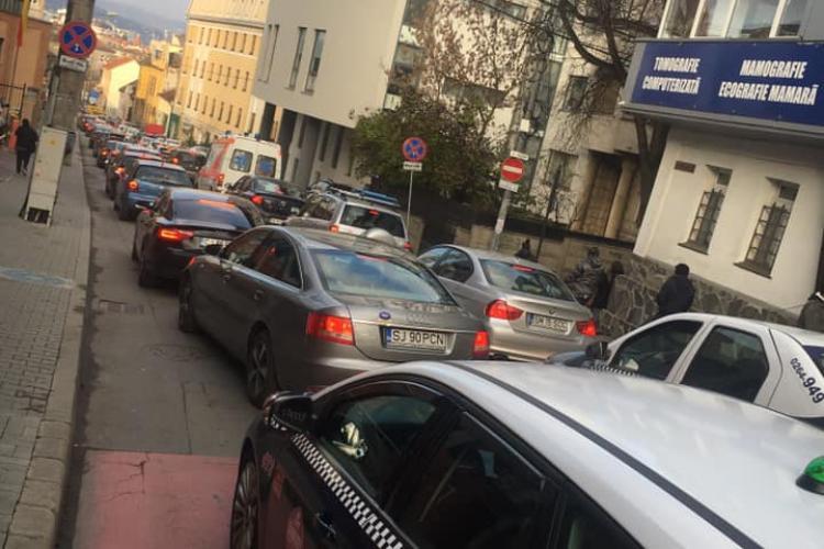 A început școala! Șoferii sunt îngroziți: ,,Cluj-Napoca este iarăși la distanță de o oră de Cluj-Napoca”