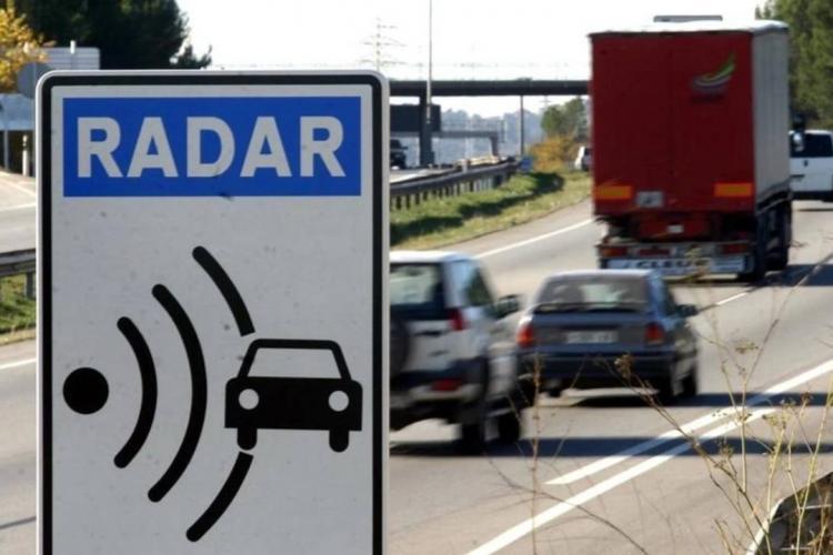 Un șofer de 20 de ani a reușit imposibilul! A fost prins de radar de 61 de ori, în același loc. Ce scuză penibilă a folosit în fața judecătorilor 