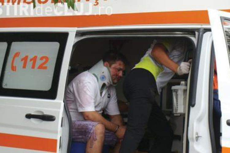 Microbuz implicat intr-un accident in Ungaria: noua romani au fost raniti