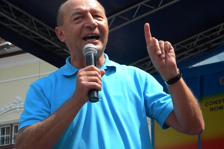 Traian Băsescu revine la Cotroceni. Mai trebuie publicată hotarârea CC în Monitorul Oficial